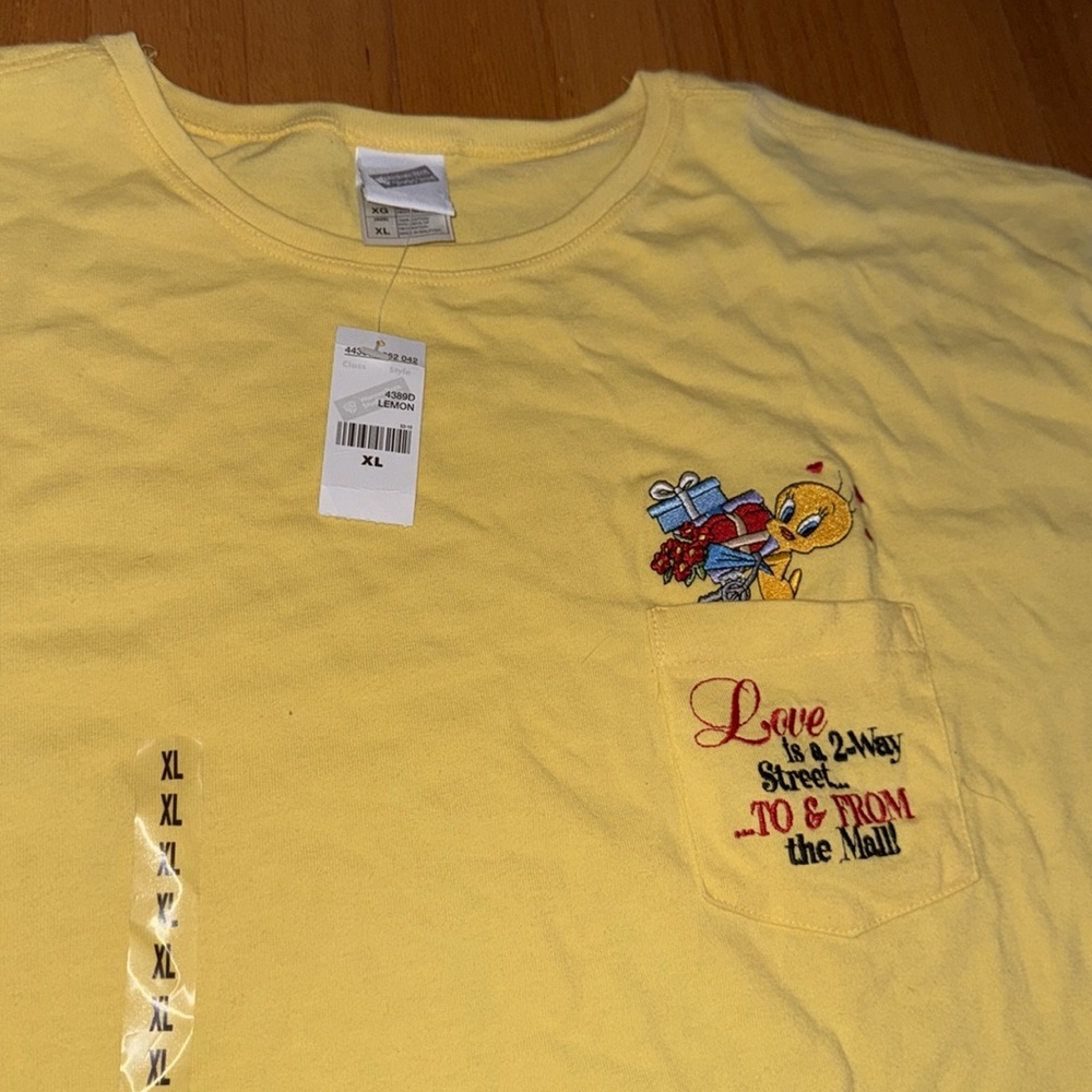 • NWT - Vintage Warner Bros. Embroidered Tee